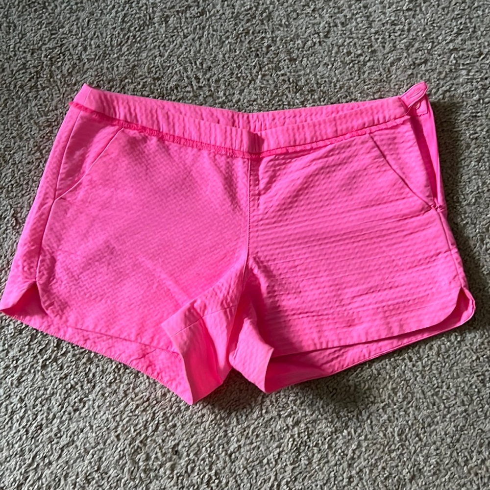 Lilly Pulitzer hot pink shorts